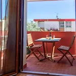 شقة Spacious Air Conditionned With Balcony *