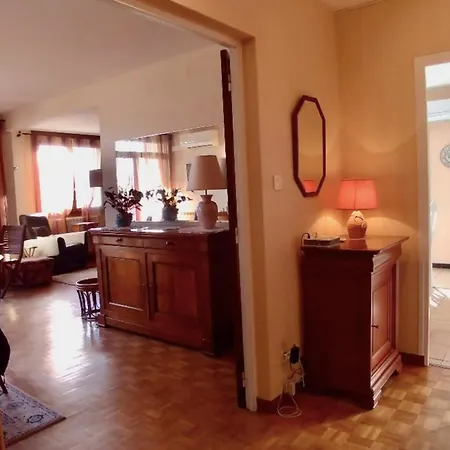 Apartment Spacious Air Conditionned With Balcony Béziers